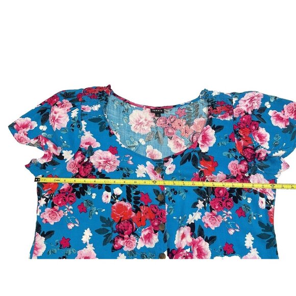 Torrid Women's Floral Rayon Slub Button-Front Flutter Sleeve Top 2 Plus Size - Picture 9 of 15